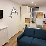Dolphin & Whale House ジェノヴァ