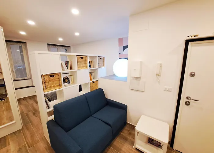 Dolphin & Whale House