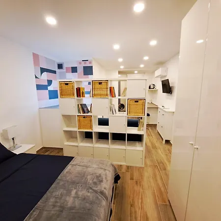 Dolphin & Whale House Apartment *